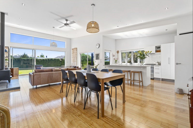 Act fast to be in before Christmas64373484908163114