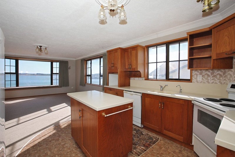 Expansive Estuary Views64373868297345112