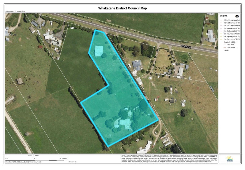 New kitchen + just minutes from town!64373572614018114