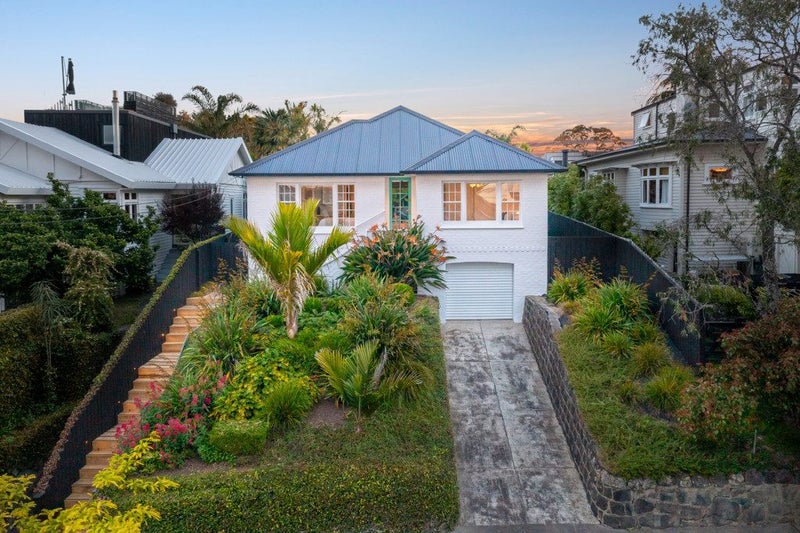 Effortless Style, Space & Family Living64373764494209112