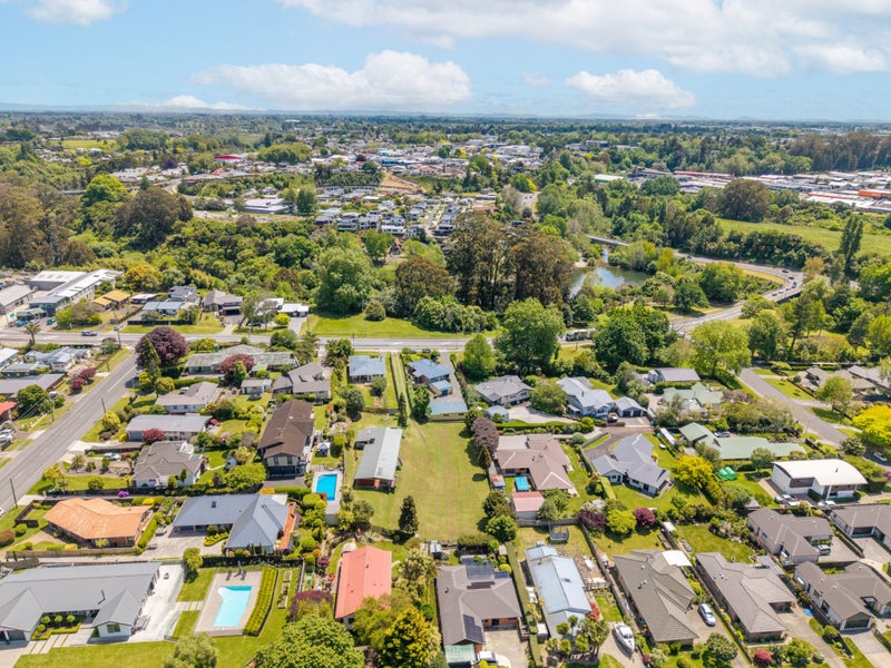 See the Potential. Secure the Opportunity.64373972135299114