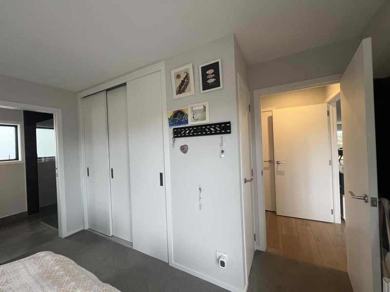 Hobsonville, 4 bedrooms64589772499330112