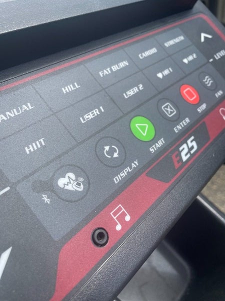 Sole E25 Elliptical Cross Trainer + 6 Barbell Mats (includes free 500mm Fan)64374619156739113