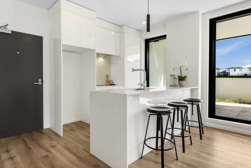 ON NOTICE! Three premium units for sale!64374546370177112