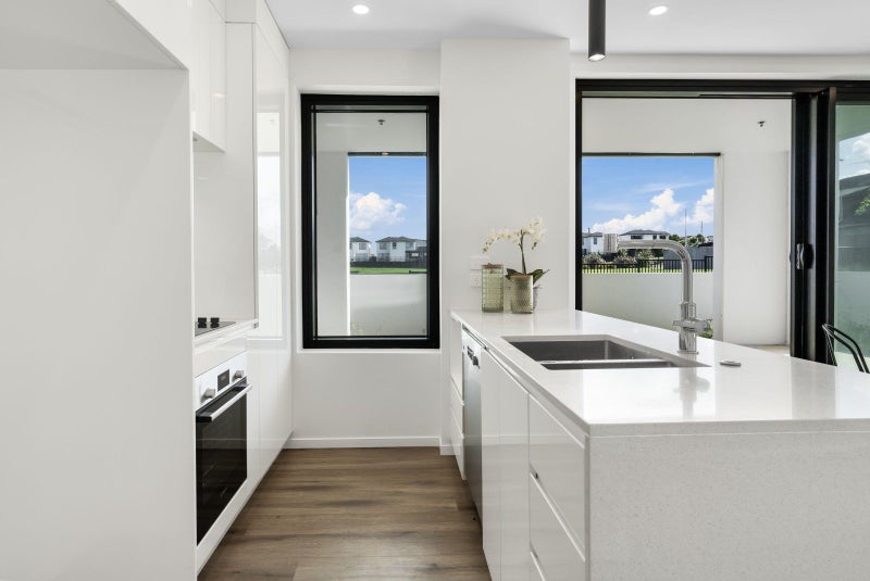 ON NOTICE! Three premium units for sale!64374546370177113