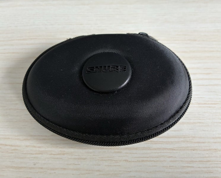 Shure SE425 Dual Driver Inears - Black Carousel 5