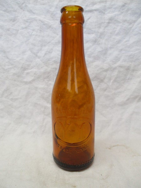 BR BA 8801 - Old Crown Top NZ Bottle - 6oz - YY Wai Wai Auckland Carousel 1