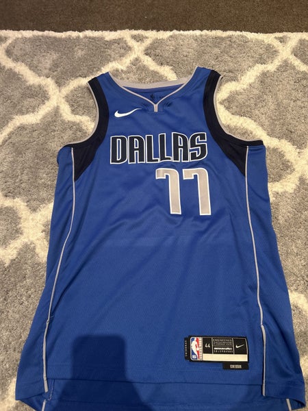 Luka doncic jersey size M64384680958083110