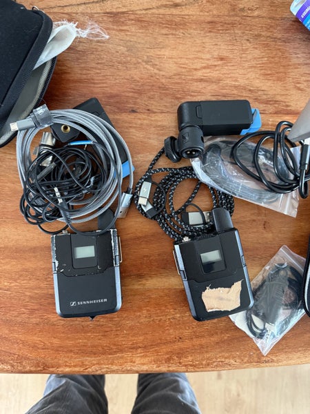 2 x Sennheiser AVX Radio Mics Carousel 1