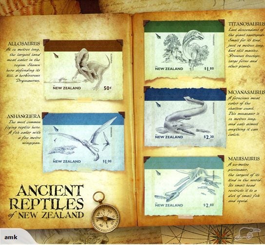 3198. NZ - 2010 Dinosaurs Minisheet - UHM Carousel 1