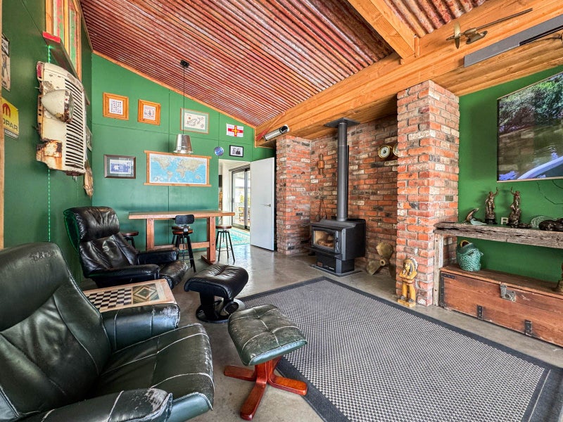 Unique Property! Limitless Potential!64381485930369114