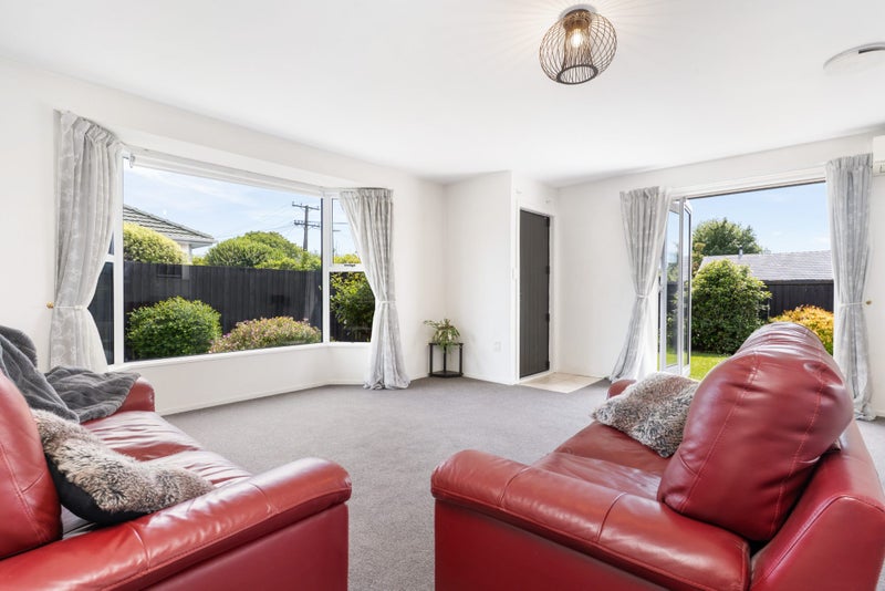 Be in Before Xmas - Must be Sold!64459101391362114