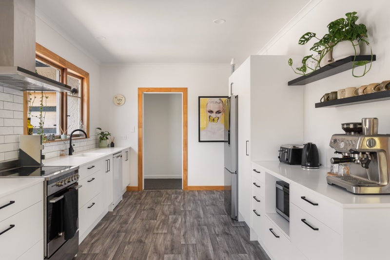 Move in, settle down, start living.64382396543361112