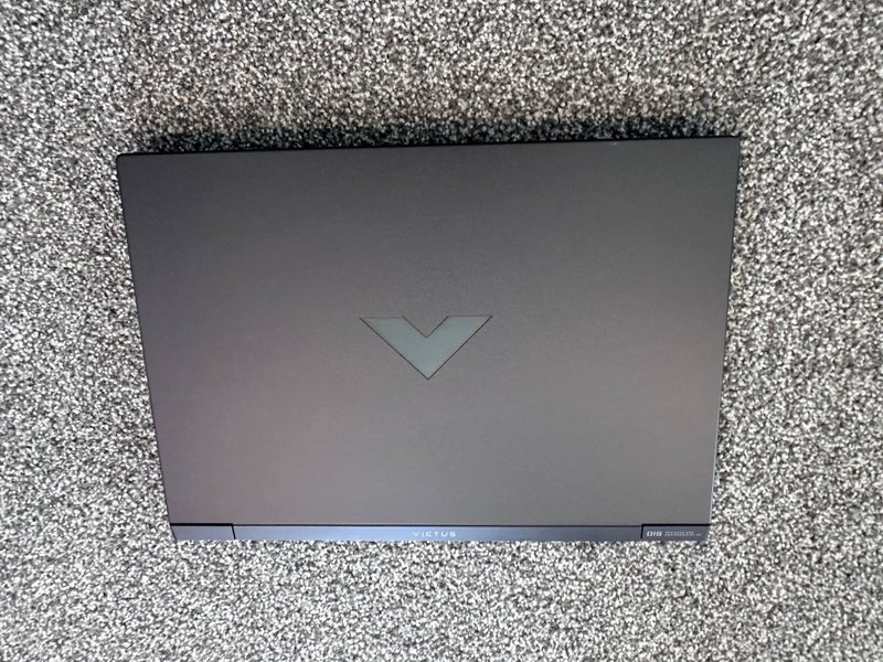 HP Victus 15 (15-fb1004AX) Gaming Laptop - Near New64382616764546112