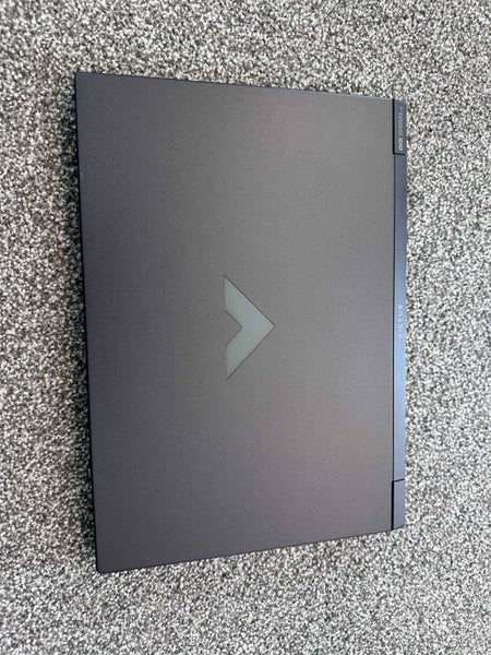 HP Victus 15 (15-fb1004AX) Gaming Laptop - Near New64382616764546113