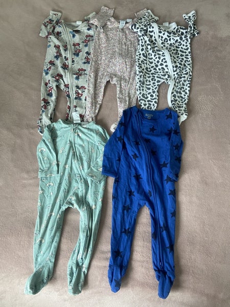 5 x Cotton on Baby onesies 6-12 months girls Carousel 1