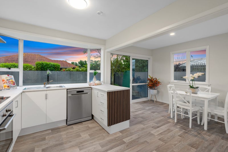 Ready to move in before Christmas- Must Sell!64382685872770113