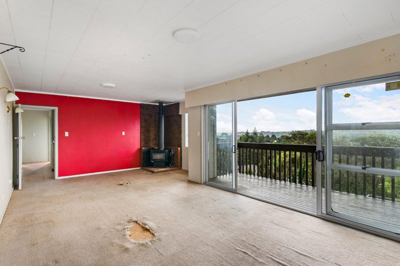 Huge Family Home with Endless Potential64382685934211112