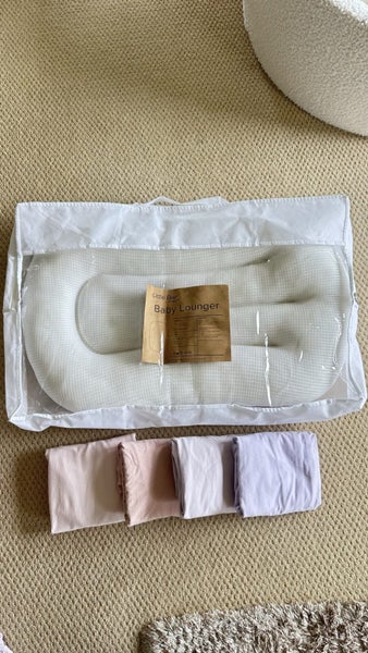 Dimples Baby Lounger + 4 Covers – Excellent Condition64383212368514110