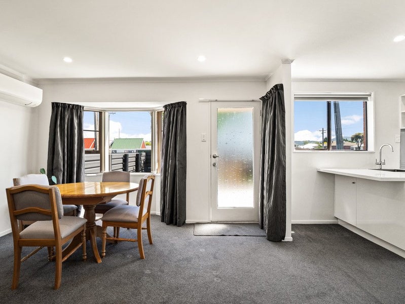 Sunny, Secure and Centrally Located64383683218051114