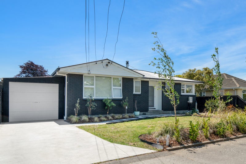 We Bought a Boat!64383696910338110