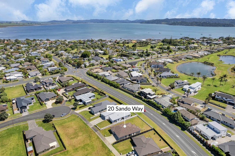 A Blank Canvas in a Desirable Location!64383794118019114