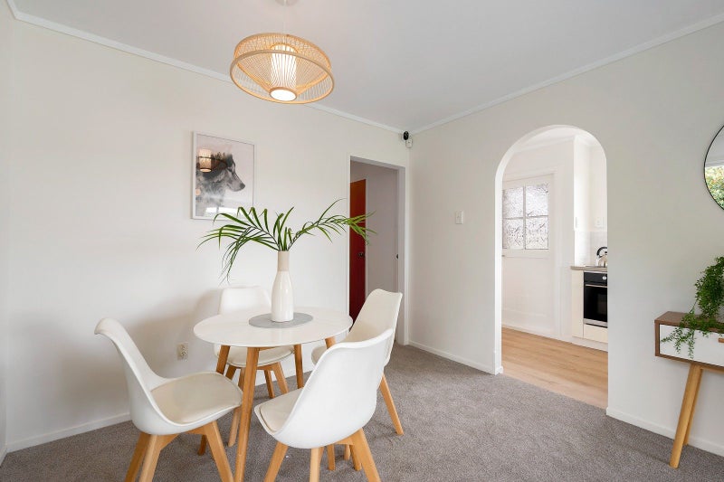 Exceptional Value, Quality, Space & Sun!64383794031618114