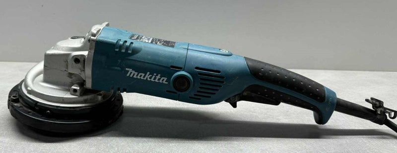 Makita PC5000C Corded Concrete Planer/Grinder 125mm 1400W Carousel 2