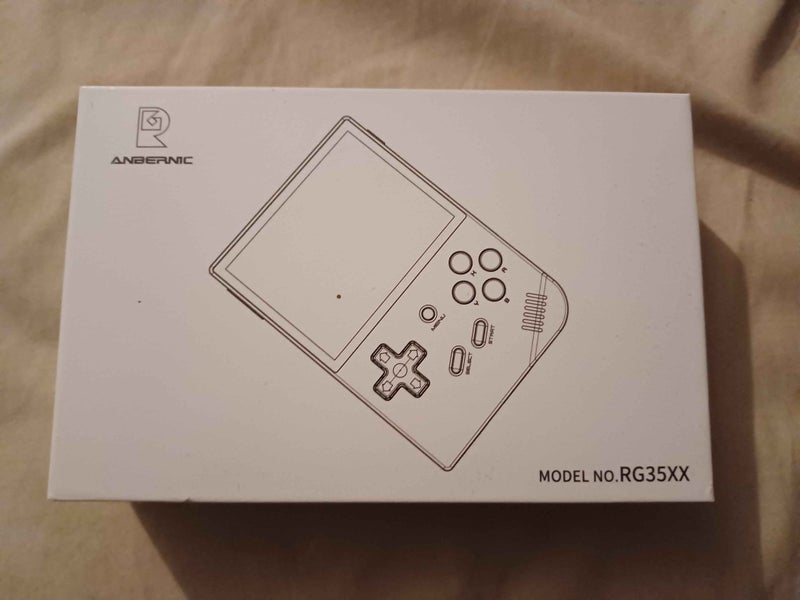 Anbernic RG35XX handheld emulation console Carousel 2