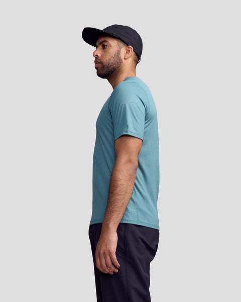 Kathmandu Men's Seeker T-shirt Carousel 2