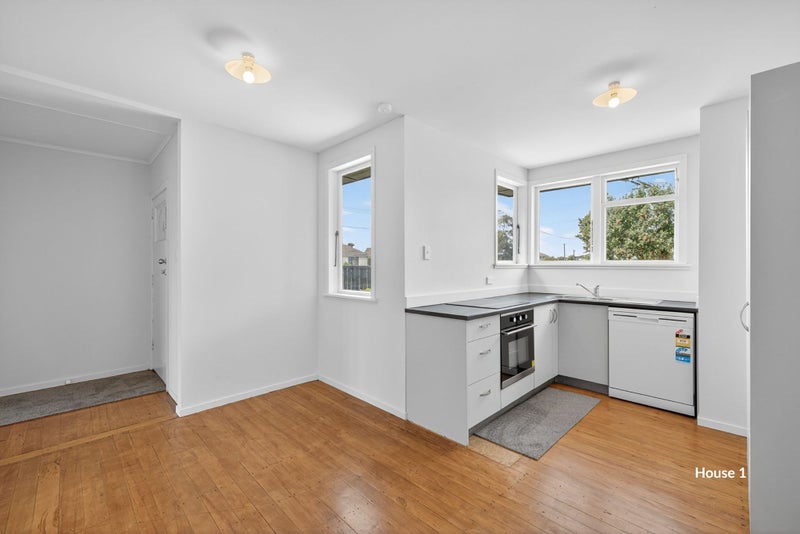 Huge Potential - 2 Homes On 1 Title!64384112482177113