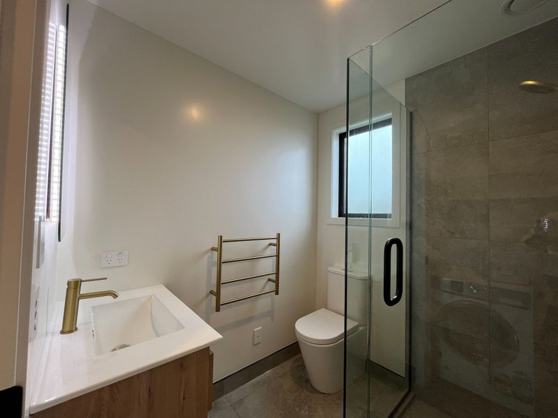 Jacks Point, 1 bedroom64384209583618113