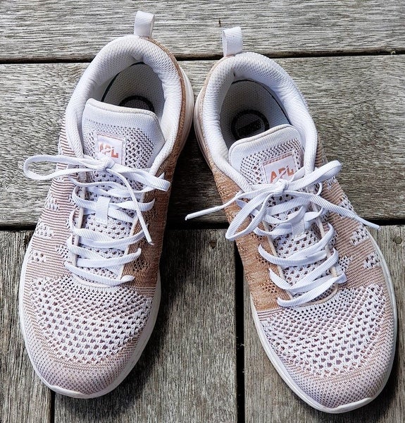 APL TECHLOOM PRO RUNNING SHOES - 42 = 10.5 - Athletic Propulsion Labs Carousel 1