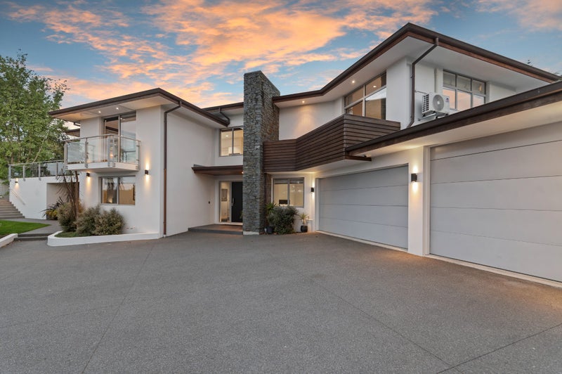 Architectural Luxury - Vendors on the Move!64384306416259113