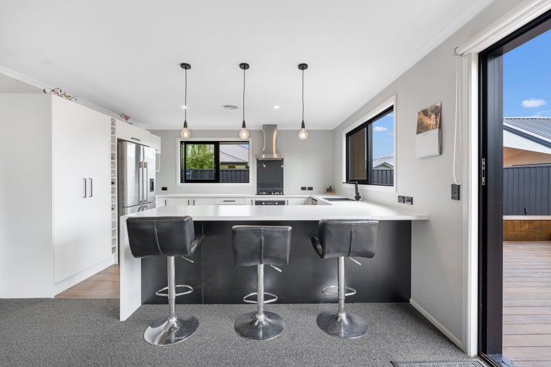 Space for the Boat, Caravan and More!64384513069699114