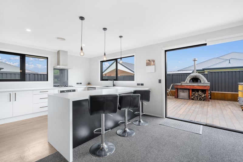 Space for the Boat, Caravan and More!64384513069699111