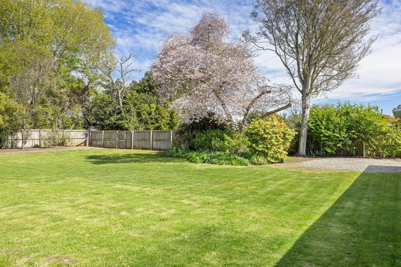 Priced At $498,00064626695733378114