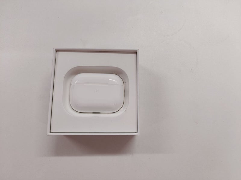 Apple Airpods Pro (2nd Gen) Used Excellent Condition Carousel 2