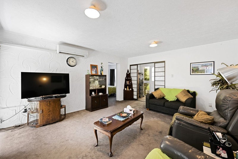 Central, Convenient & Priced to Sell64463243646850113