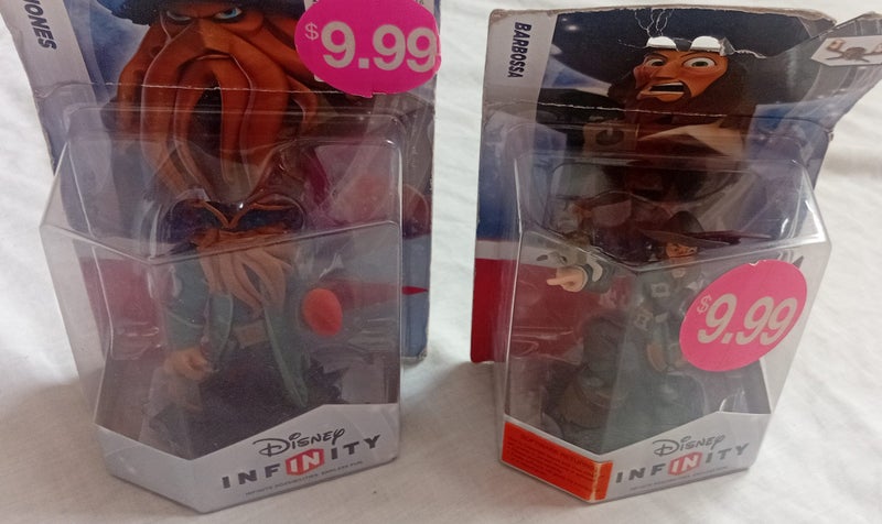 PS3 DISNEY INFINITY FIGURES - DAVY JONES & BARBOSSA Carousel 1