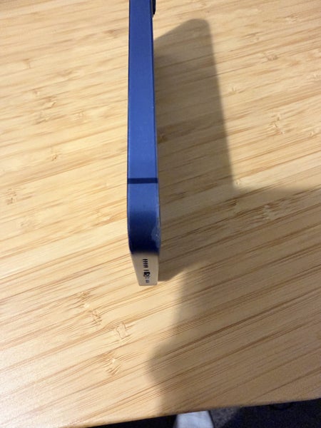 iPhone 13 256GB 83% Battery Health with charger64465387757314113