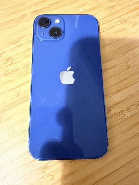 iPhone 13 256GB 83% Battery Health with charger64465387757314112