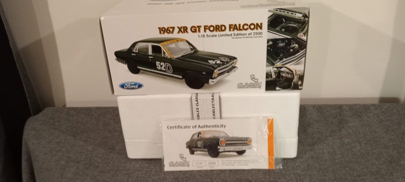 Harry Firth/Fred Gibson 1967 Bathurst winning FMCO Falcon XR GT #52D 1/18 Carousel 2