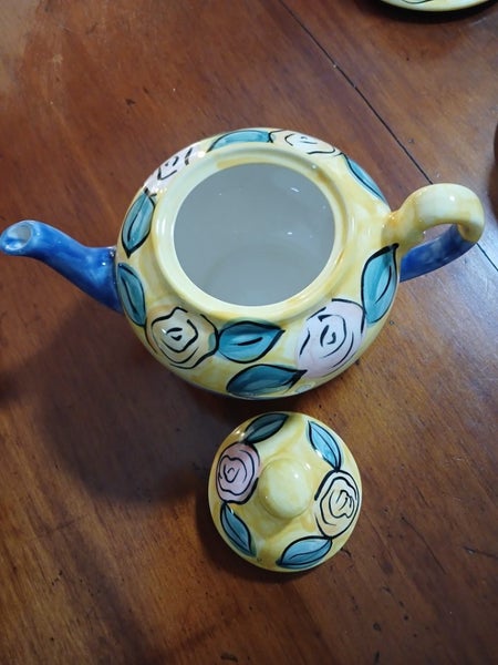 Christine Harris collection 13 items including lids Carousel 2