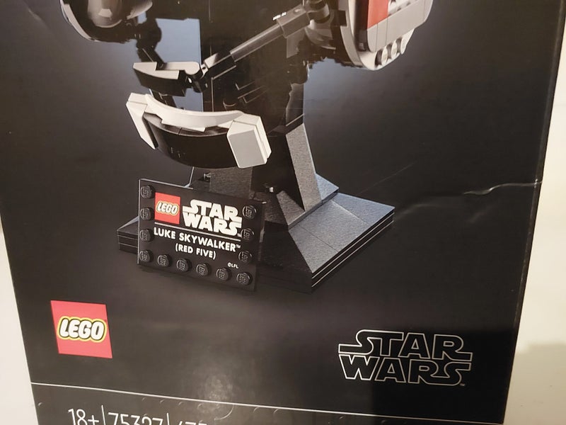 * BOX DAMAGE SALE * LEGO STAR LUKE'S (RED FIVE) HELMET 75327 - RETIRED64389106065409114