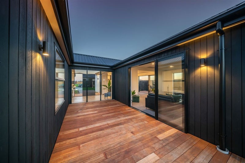 Lincoln, 4 bedrooms64824404456579111