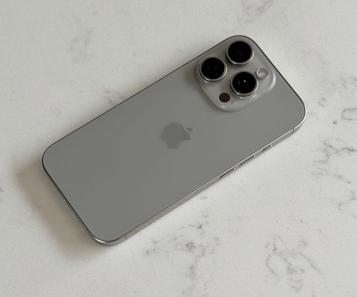 * iPhone 16 Pro 256GB – Natural Titanium – PRISTINE CONDITION – 97% Battery64392613481090111