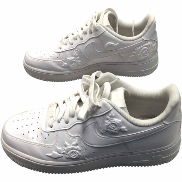AIR FORCE NIKE WOMENS SHOES Carousel 1
