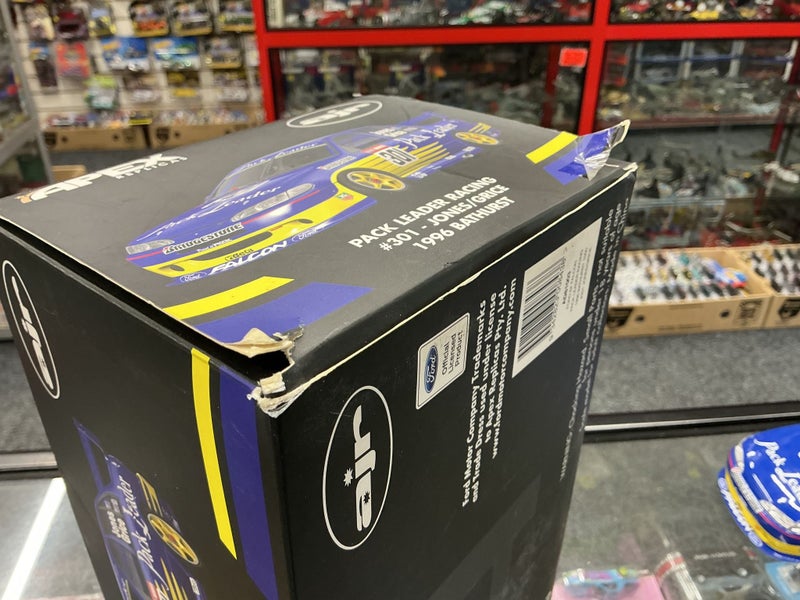 1/18 APEX - FORD EF FALCON PACK LEADER RACING #301 1996 BATHURST JONES/GRICE Carousel 9