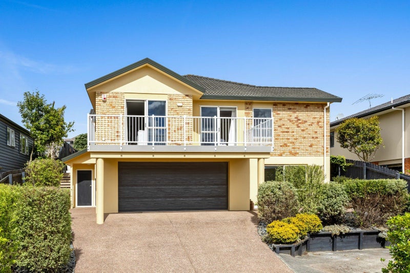 Sun, space & location in Gulf Harbour64392668349442110